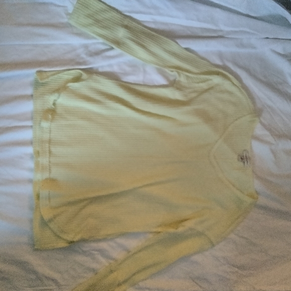 ⬇️ Price Drop!⬇️Vintage America Pullover in sizeM - Picture 2 of 3